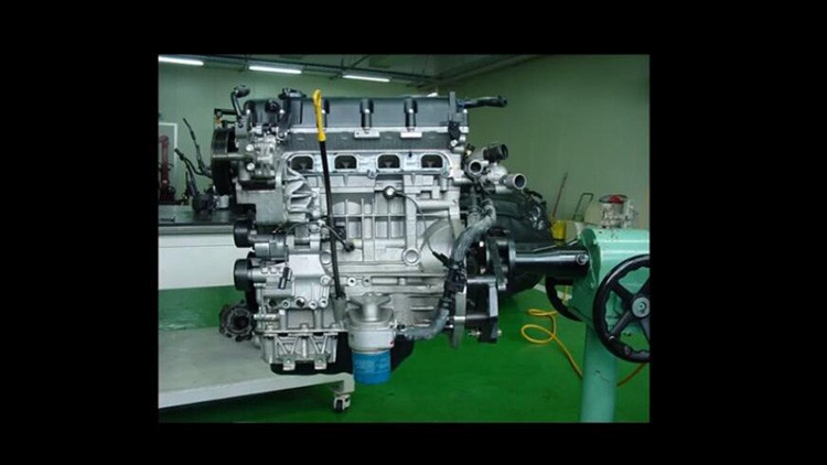汽車發(fā)動機(jī)3D逆向建模設(shè)計