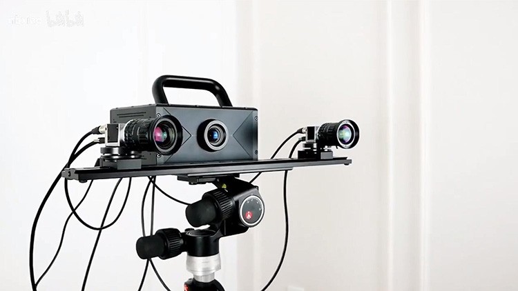 Carbon X 3D Scanner Carbon X 滿(mǎn)足航空航天、工程、制造和計(jì)量的嚴(yán)格精度要求而設(shè)計(jì)